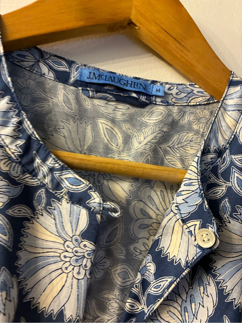 J. McLaughlin Cerina Blue Floral Silk Blend Midi Dress Euro Summer Coastal M - Picture 8 of 12